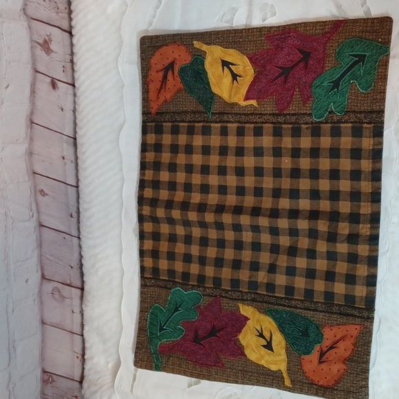 Fall‎ Leaves  Embroidery 3 Piece Table Covers - Picture 9 of 10